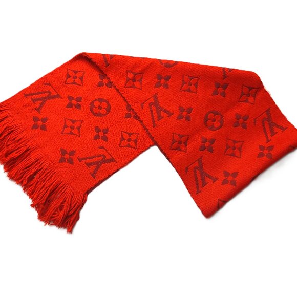 Louis Vuitton LV Monogram Logomania Red Wool Scarf Pre-Owned - Picture 1 of 15